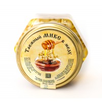Таёжный микс в золотом меду, (Сосновая шишка + кедровый орех в золотом меду), 100мл.